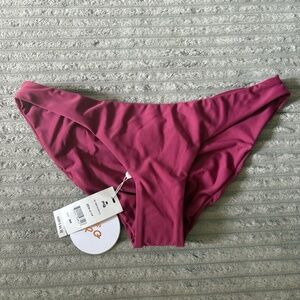 PQ Zen Ruched Scrunch Bikini Swim Bottoms Burgundy Maroon Women's Medium NWT